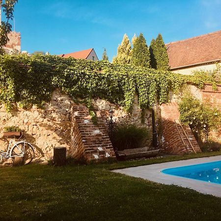 Lormuv Dvur Villa Mikulov Exteriör bild
